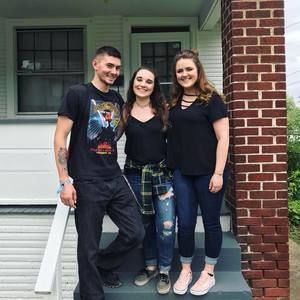 Meet your Posher, Emily